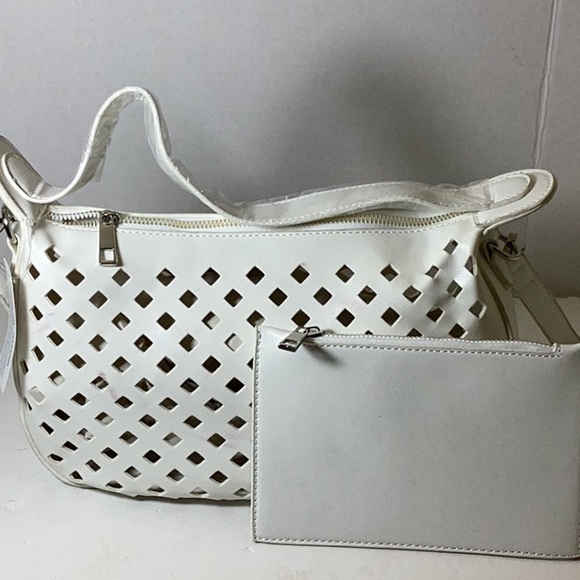 Women's Alondra Mini Crossbody - Picture 2 of 5